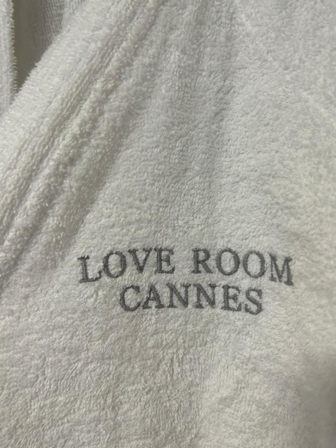 Love Room A Cannes - Appartement 25M2 Pour 2 Personnes Avec Un Jacuzzi Prive מראה חיצוני תמונה