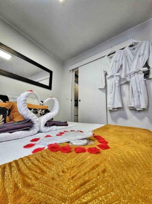 Love Room A Cannes - Appartement 25M2 Pour 2 Personnes Avec Un Jacuzzi Prive מראה חיצוני תמונה
